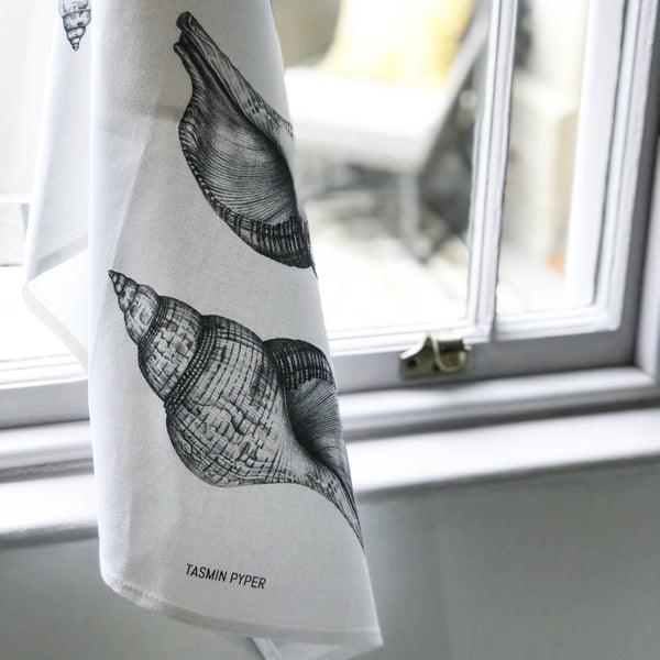 Tea Towel: Shell